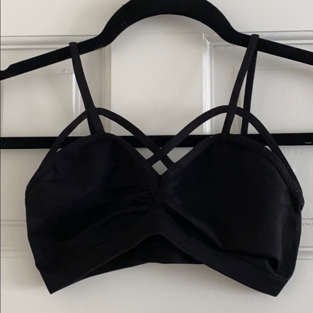 Cute and basic strappy bandeau